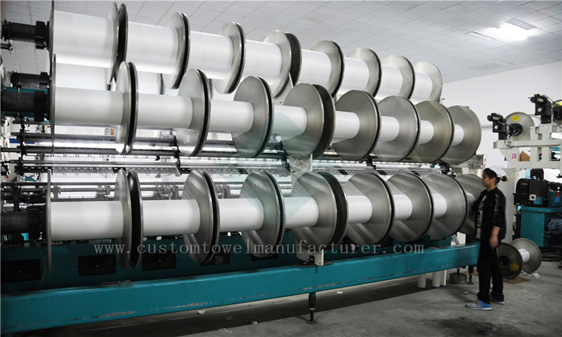 China Bulk microfiber all purpose cleaning cloths Towels Fabric Machine workshop